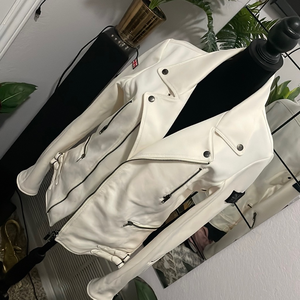 Biota Jacket